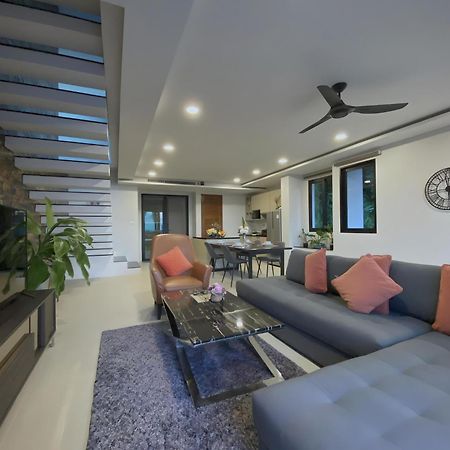 Twin Villas Seaview Kata 외부 사진