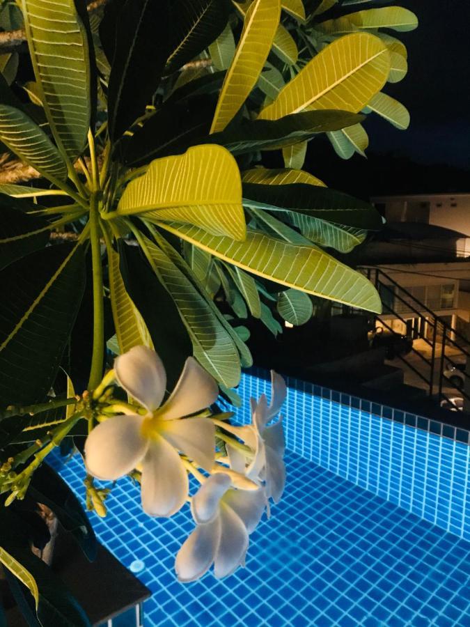 Twin Villas Seaview Kata 외부 사진