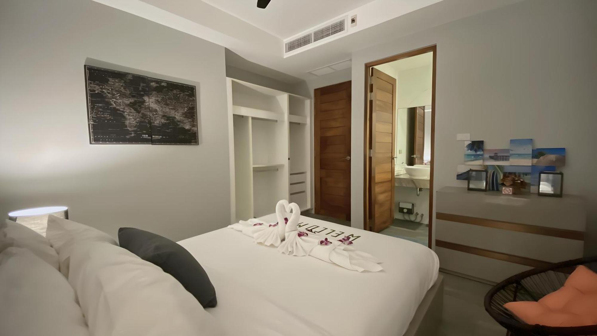 Twin Villas Seaview Kata 외부 사진